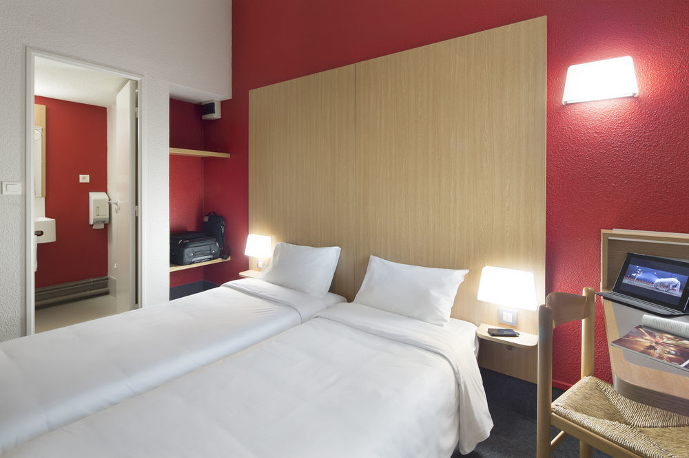 B&B Hotel Morlaix Saint-Martin-des-Champs  Exterior photo