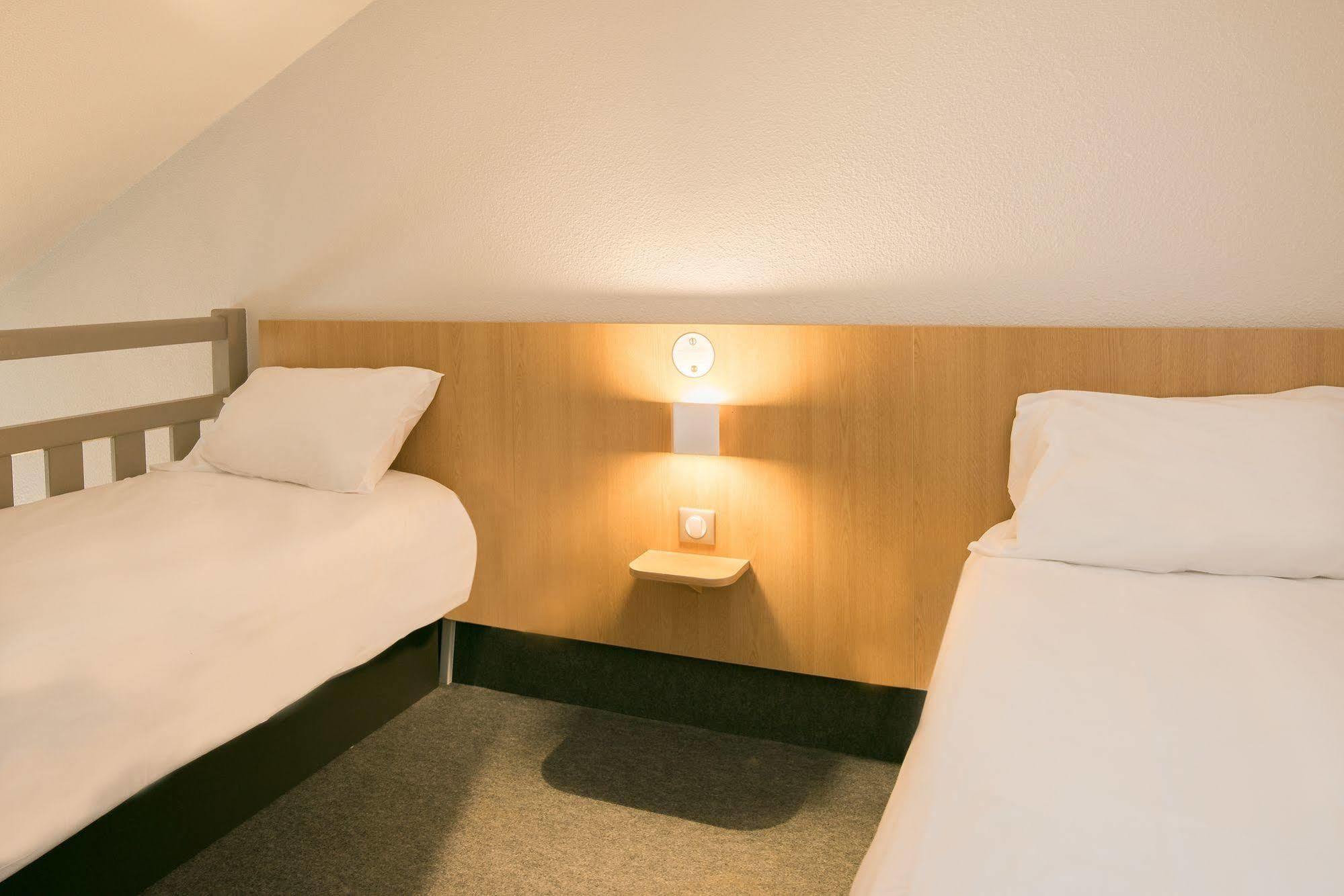 B&B Hotel Morlaix Saint-Martin-des-Champs  Exterior photo